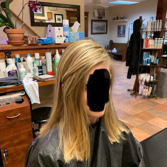 Lauren Ashtyn Collection Light Hair Topper - Picture 2 of 6